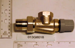 Danfoss Heating 013G8018 - 3/4" NPT. Side Mount Angle Valve Body