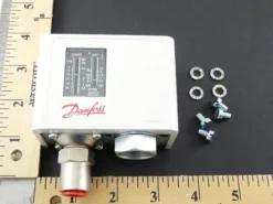 Danfoss 060-215166 - KP35 #CNTRL 6-50# DIFF 6/32#