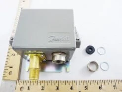 Danfoss 060-310066 - KPS035 3/8" PRESSURE STAT