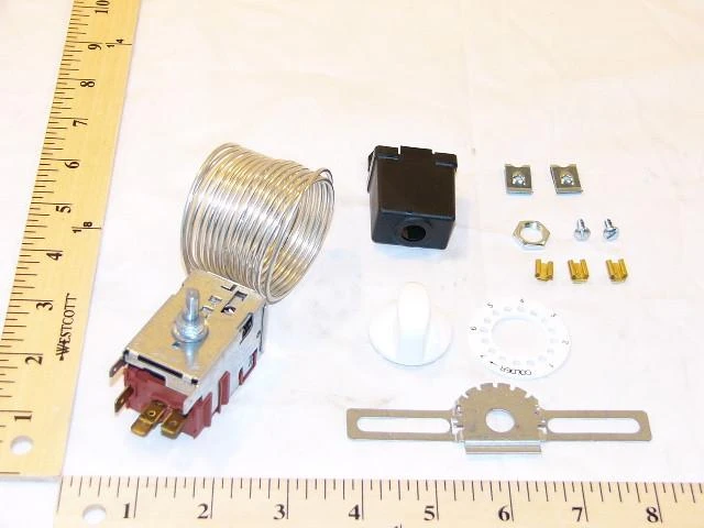 Danfoss 077B7006 - TSTAT FOR FREEZER With ACTV SIGNL 1 Danfoss 077B7006 - TSTAT FOR FREEZER With ACTV SIGNL