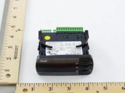 Danfoss 084B8520 - AK-CC210 230V TempController